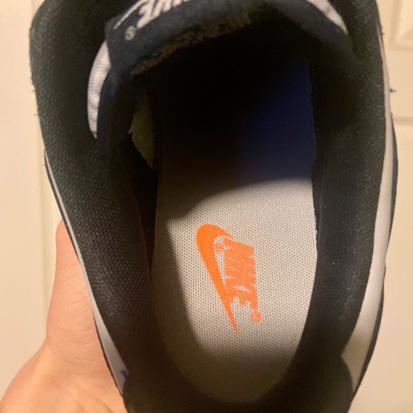 Nike Dunk low- Midnight Navy/ Gray (Georgetown) - Picture 4 of 16